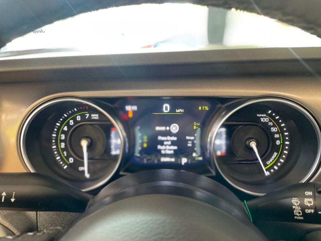 2023 Jeep Wrangler 4xe 4x4 - 23064333 - 21