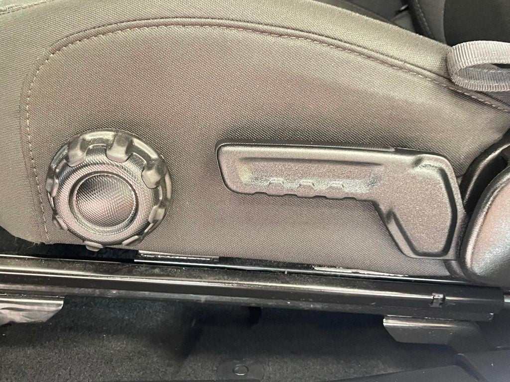 2023 Jeep Wrangler 4xe 4x4 - 23068415 - 16
