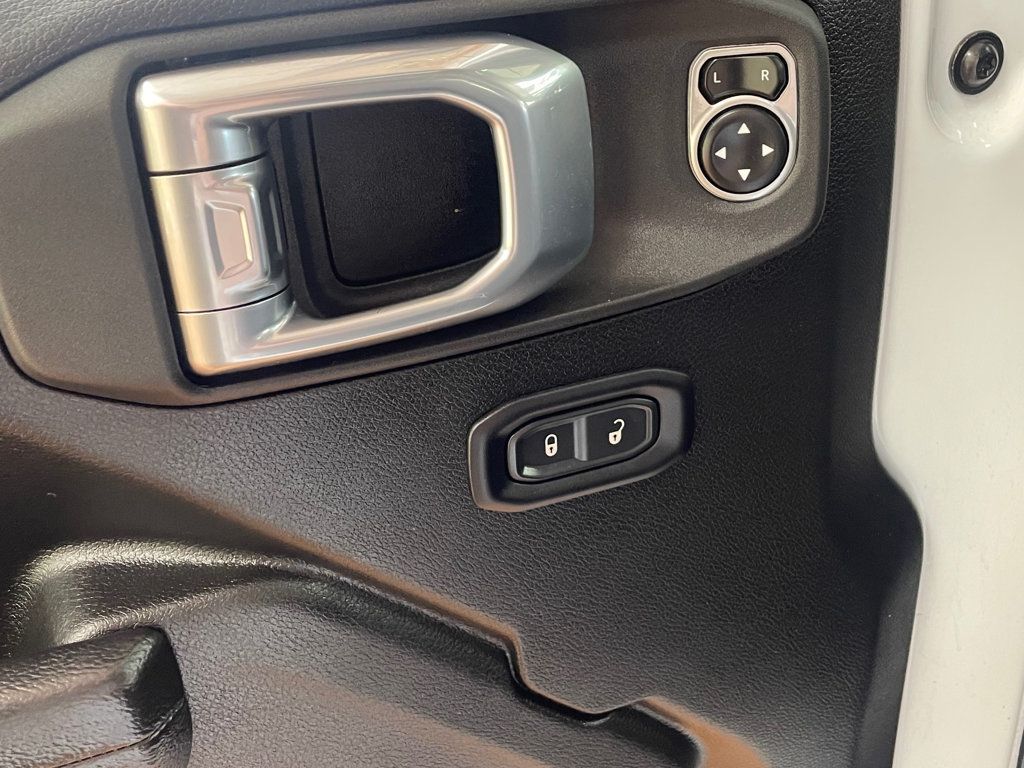 2023 Jeep Wrangler 4xe 4x4 - 23068415 - 17