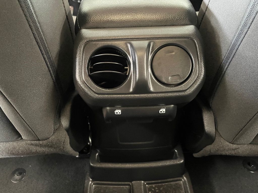 2023 Jeep Wrangler 4xe 4x4 - 23068415 - 21