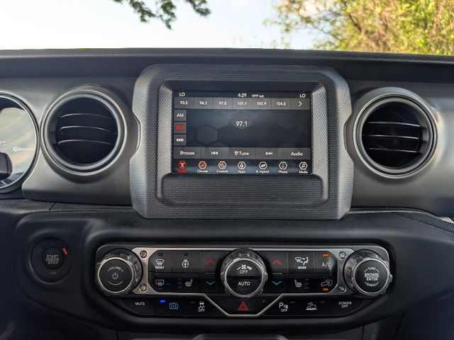 2023 Jeep Wrangler 4xe 4x4 - 23020044 - 29