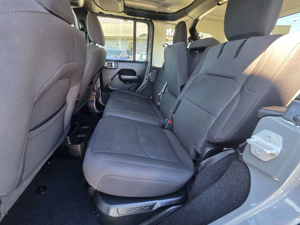 2023 Jeep Wrangler 4xe 4x4 - 22973577 - 21