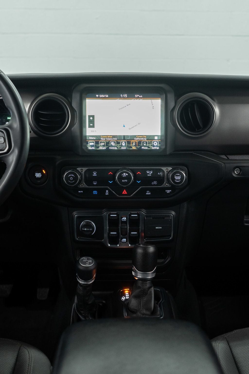 2023 Jeep Wrangler 4xe 4x4 - 23003745 - 21