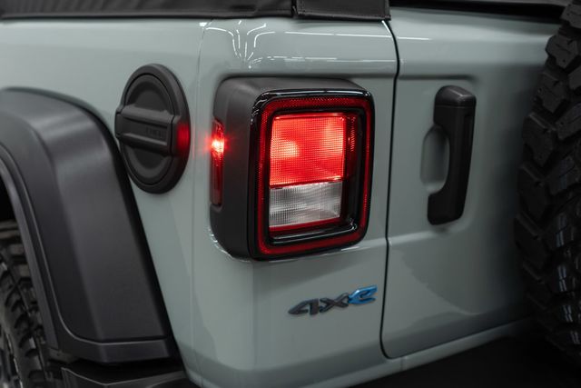 2023 Jeep Wrangler 4xe 4x4 - 23003745 - 36