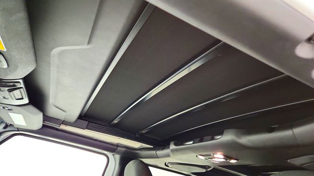 2023 Jeep Wrangler 4xe 4x4 w/ Sky One-Touch Top & Cold Weather Group - 23033202 - 10