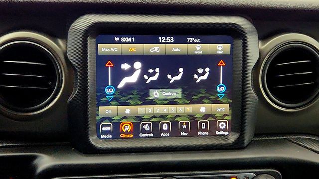 2023 Jeep Wrangler 4xe 4x4 w/ Sky One-Touch Top & Cold Weather Group - 23033202 - 18