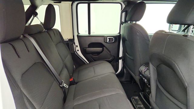 2023 Jeep Wrangler 4xe 4x4 w/ Sky One-Touch Top & Cold Weather Group - 23033202 - 23
