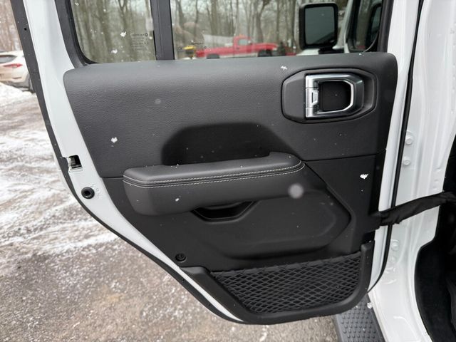 2023 Jeep Wrangler 4xe MSRP $64,390 - 22980080 - 39