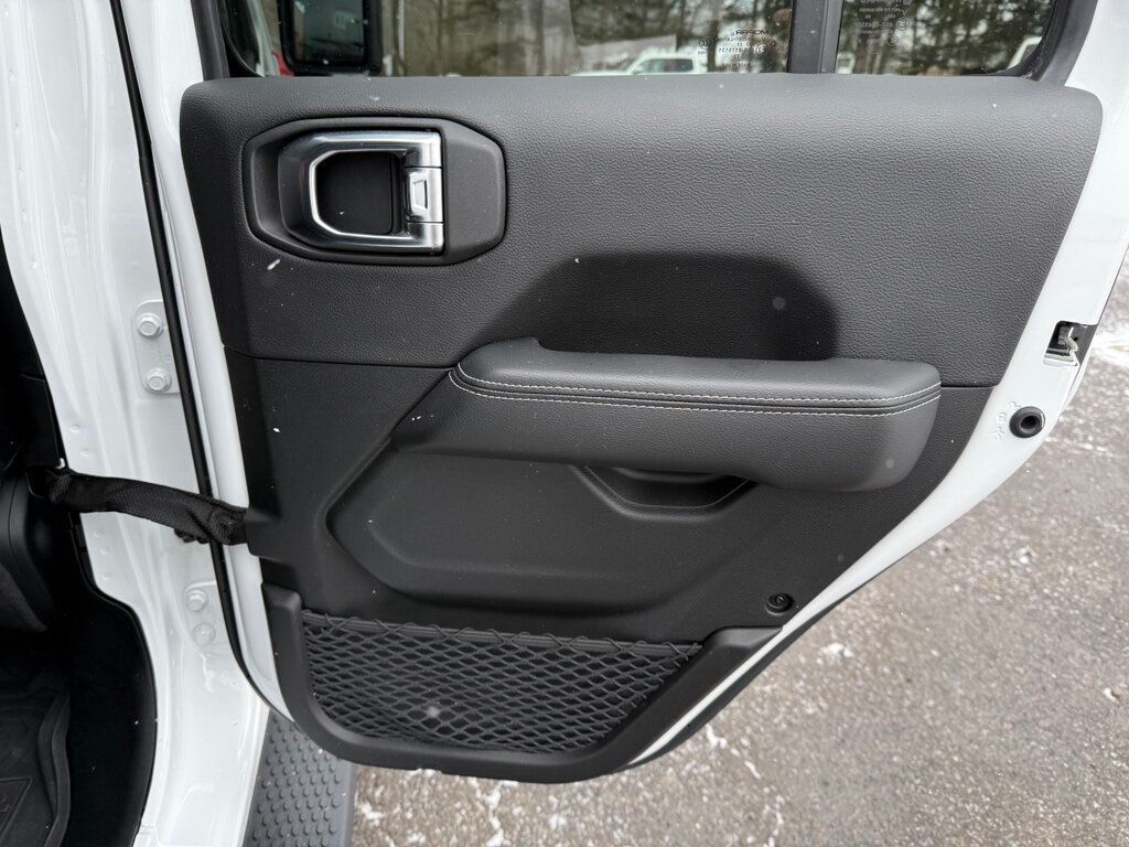 2023 Jeep Wrangler 4xe MSRP $64,390 - 22980080 - 47