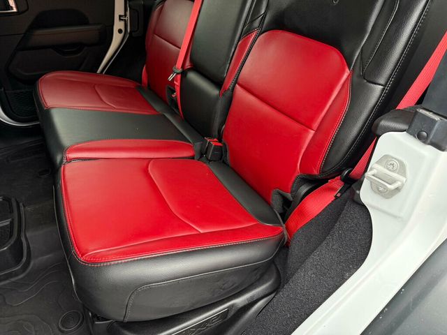 2023 Jeep Wrangler 4xe MSRP $73,675 Rubicon 20th Anniversary 4x4 - 22980112 - 37