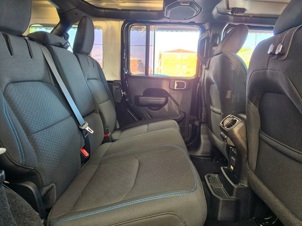 2023 Jeep Wrangler 4xe Rubicon 4x4 - 23062385 - 22