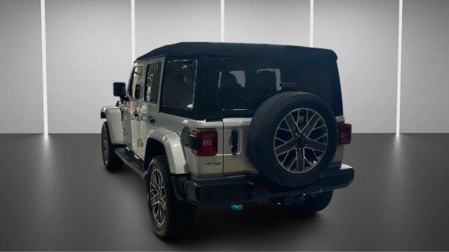 2023 Jeep Wrangler 4xe Sahara - 23046450 - 9