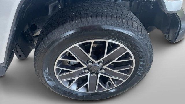 2023 Jeep Wrangler 4xe Sahara - 23046450 - 10