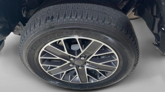 2023 Jeep Wrangler 4xe Sahara - 23046450 - 11