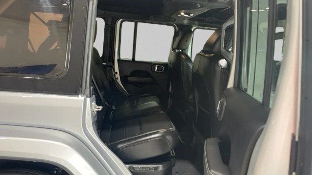 2023 Jeep Wrangler 4xe Sahara - 23046450 - 17