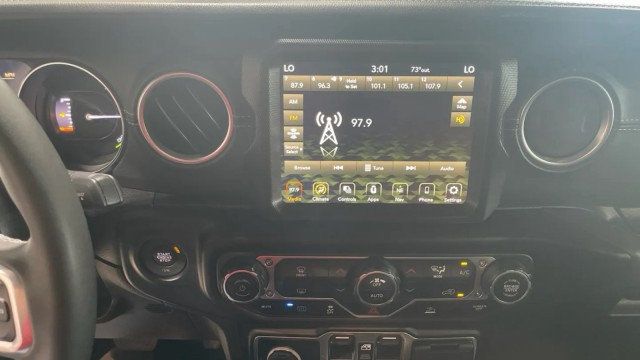 2023 Jeep Wrangler 4xe Sahara - 23046450 - 20