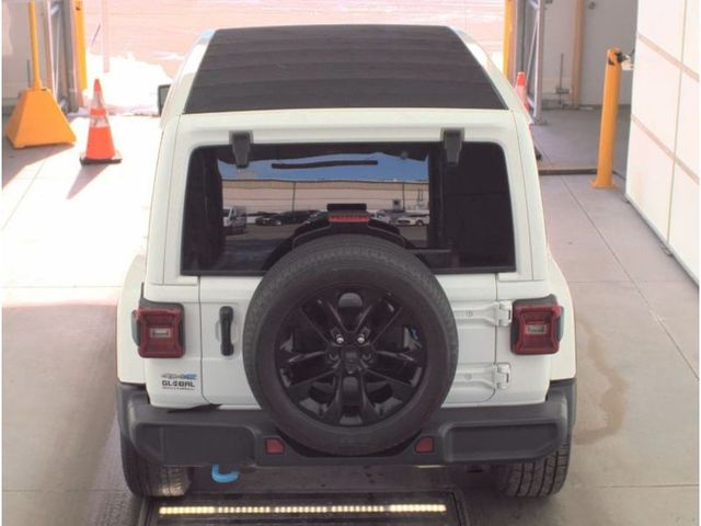 2023 Jeep Wrangler 4xe Sahara - 22981775 - 4