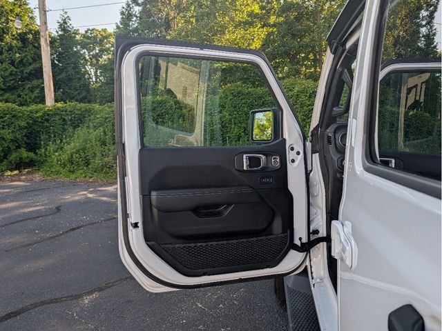 2023 Jeep Wrangler 4xe Sahara - 23044820 - 10