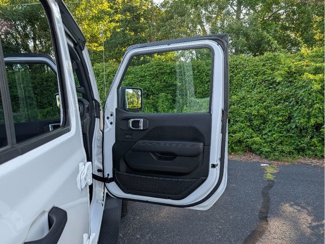 2023 Jeep Wrangler 4xe Sahara - 23044820 - 13