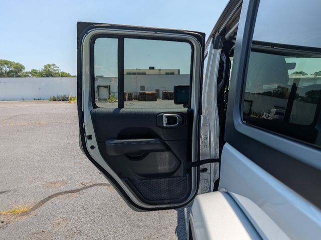 2023 Jeep Wrangler 4xe Sahara - 23044822 - 11