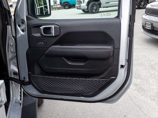 2023 Jeep Wrangler 4xe Sahara - 23077038 - 12