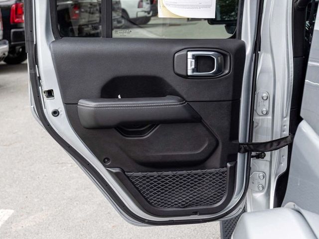 2023 Jeep Wrangler 4xe Sahara - 23077038 - 13