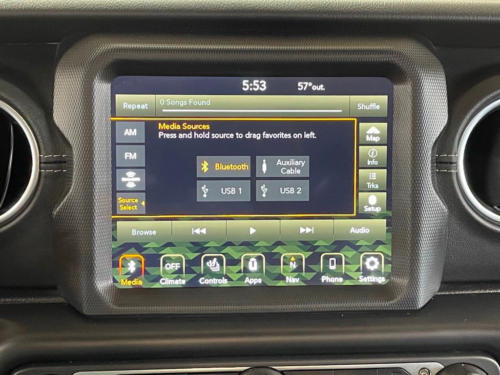 2023 Jeep Wrangler 4xe Sahara 4x4 - 23023221 - 24