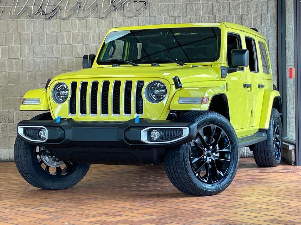 2023 Jeep Wrangler 4xe Sahara 4x4 - 23030483 - 1