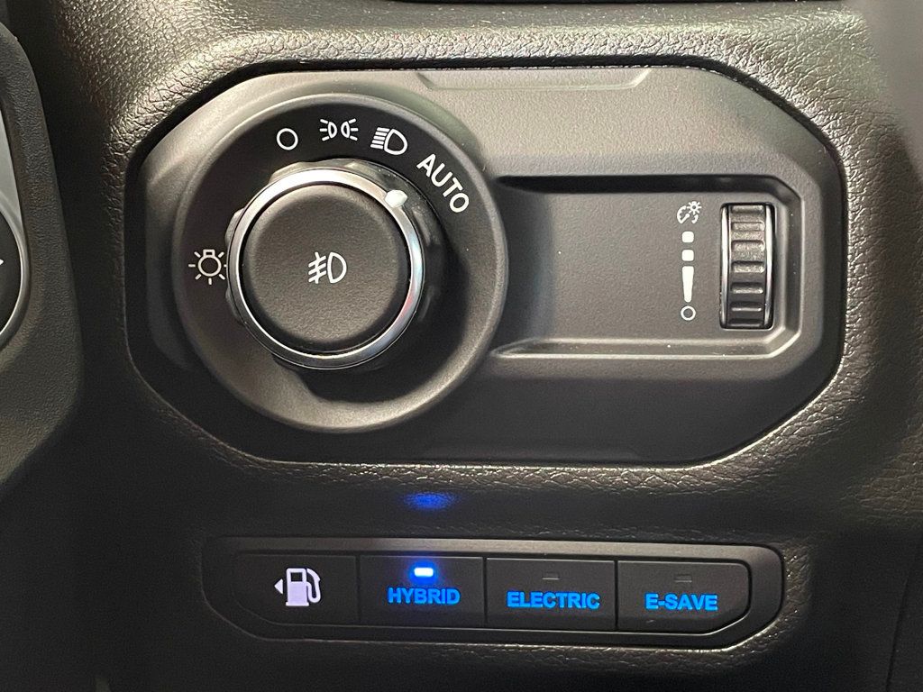 2023 Jeep Wrangler 4xe Sahara 4x4 - 23034870 - 23
