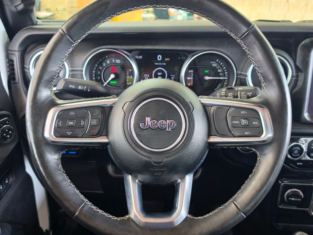 2023 Jeep Wrangler 4xe Sahara 4x4 - 23054161 - 24