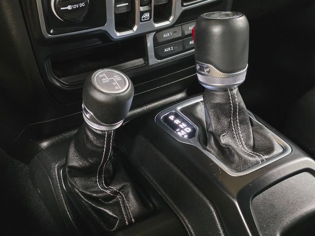 2023 Jeep Wrangler 4xe Sahara 4x4 - 23058725 - 32