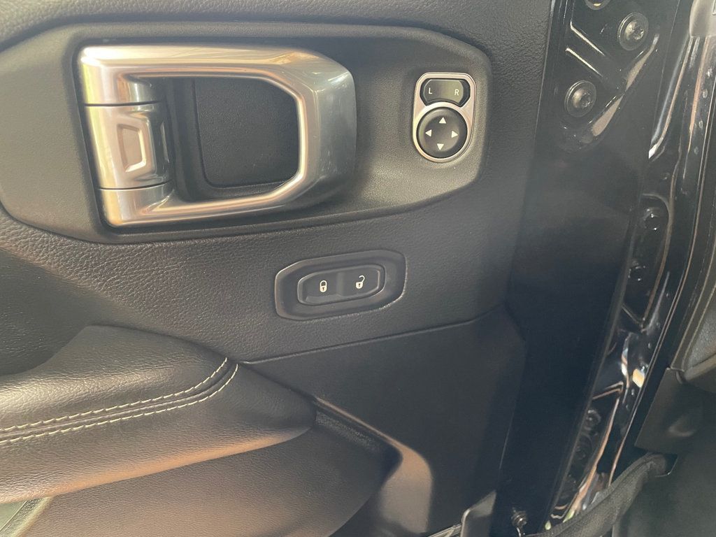 2023 Jeep Wrangler 4xe Sahara 4x4 - 23065412 - 19