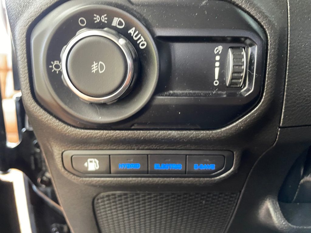 2023 Jeep Wrangler 4xe Sahara 4x4 - 23065412 - 34