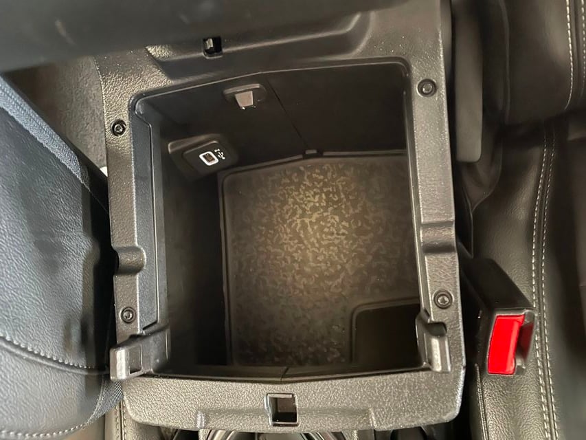 2023 Jeep Wrangler 4xe Sahara 4x4 - 23065412 - 37