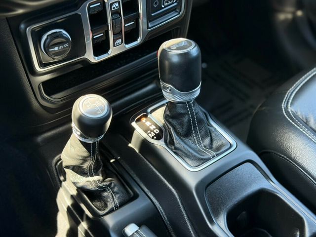 2023 Jeep Wrangler 4xe Sahara 4x4 - 23036026 - 37