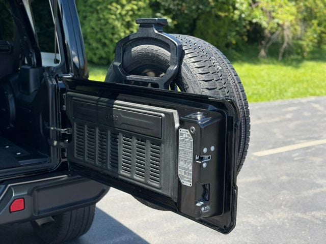 2023 Jeep Wrangler 4xe Sahara 4x4 - 23036026 - 7