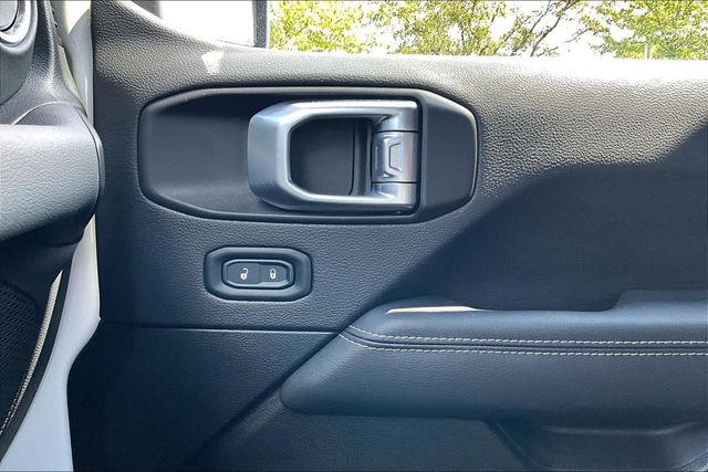 2023 Jeep Wrangler 4xe Sahara 4x4 - 23063313 - 29