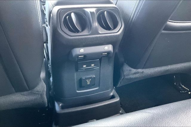 2023 Jeep Wrangler 4xe Sahara 4x4 - 23063313 - 36