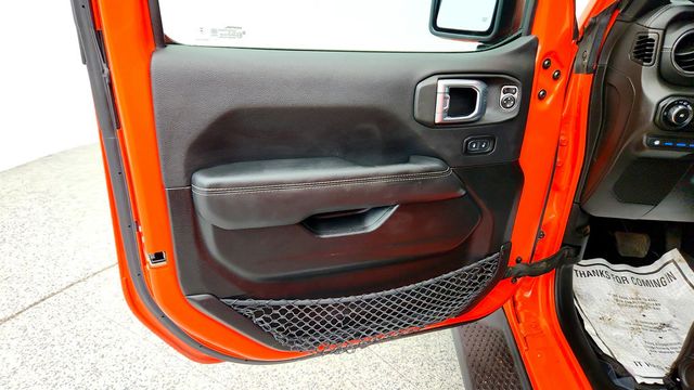 2023 Jeep Wrangler 4xe Sahara 4x4 w/ Cold Weather Group & Black 3-Piece Hard Top - 23039460 - 9