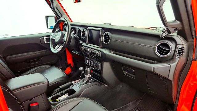 2023 Jeep Wrangler 4xe Sahara 4x4 w/ Cold Weather Group & Black 3-Piece Hard Top - 23039460 - 25