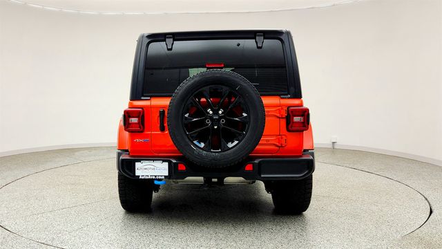 2023 Jeep Wrangler 4xe Sahara 4x4 w/ Cold Weather Group & Black 3-Piece Hard Top - 23039460 - 5