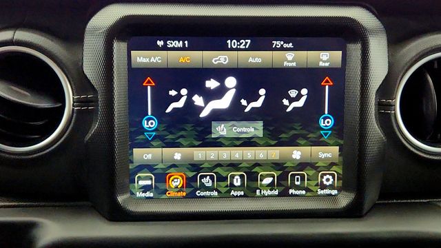 2023 Jeep Wrangler 4xe Sahara 4x4 w/ Hard Top & Cold Weather Group - 23032079 - 17