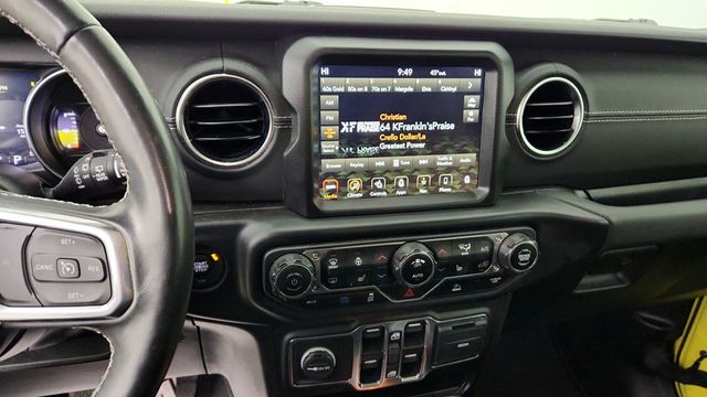 2023 Jeep Wrangler 4xe Sahara 4x4 with Hardtop & Cold Weather Group - 22949790 - 16