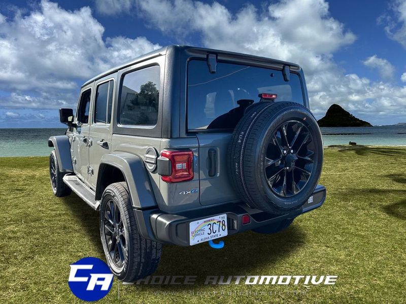 2023 Jeep Wrangler Sahara 4xe photo 4