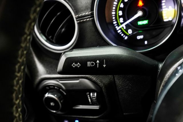 2023 Jeep Wrangler 4xe Sahara 4xe - 22976031 - 37