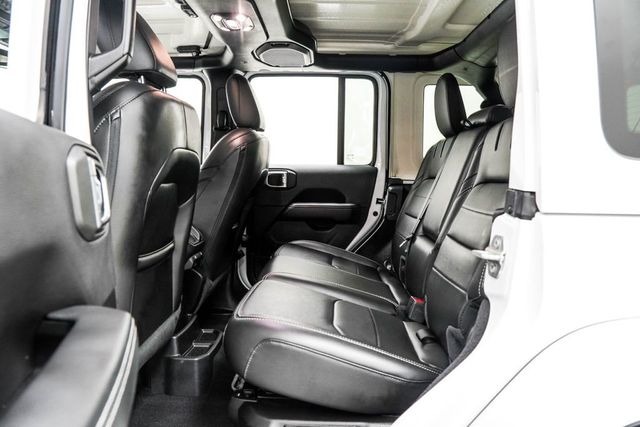 2023 Jeep Wrangler 4xe Sahara 4xe - 22987672 - 17