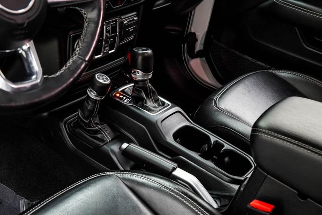 2023 Jeep Wrangler 4xe Sahara 4xe - 22987672 - 19