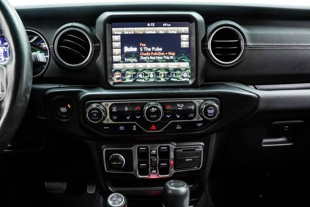 2023 Jeep Wrangler 4xe Sahara 4xe - 22987672 - 24