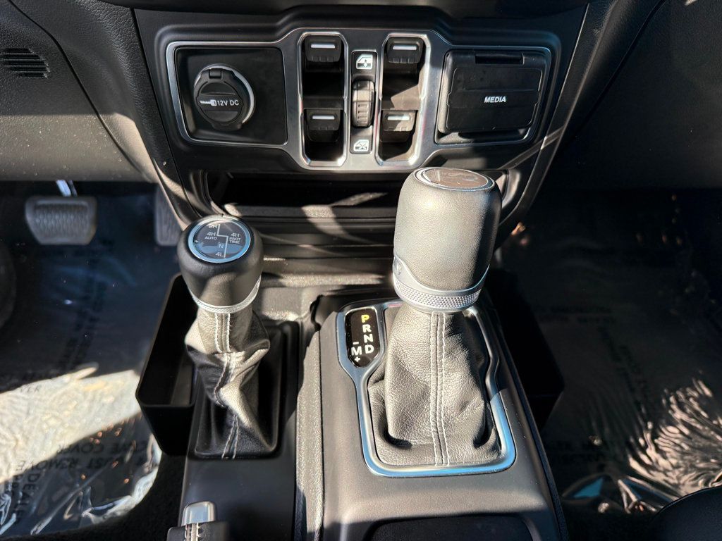 2023 Jeep Wrangler 4xe Sahara 4XE - 22956729 - 14