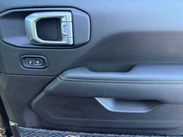 2023 Jeep Wrangler 4xe Sahara 4XE - 22956729 - 33